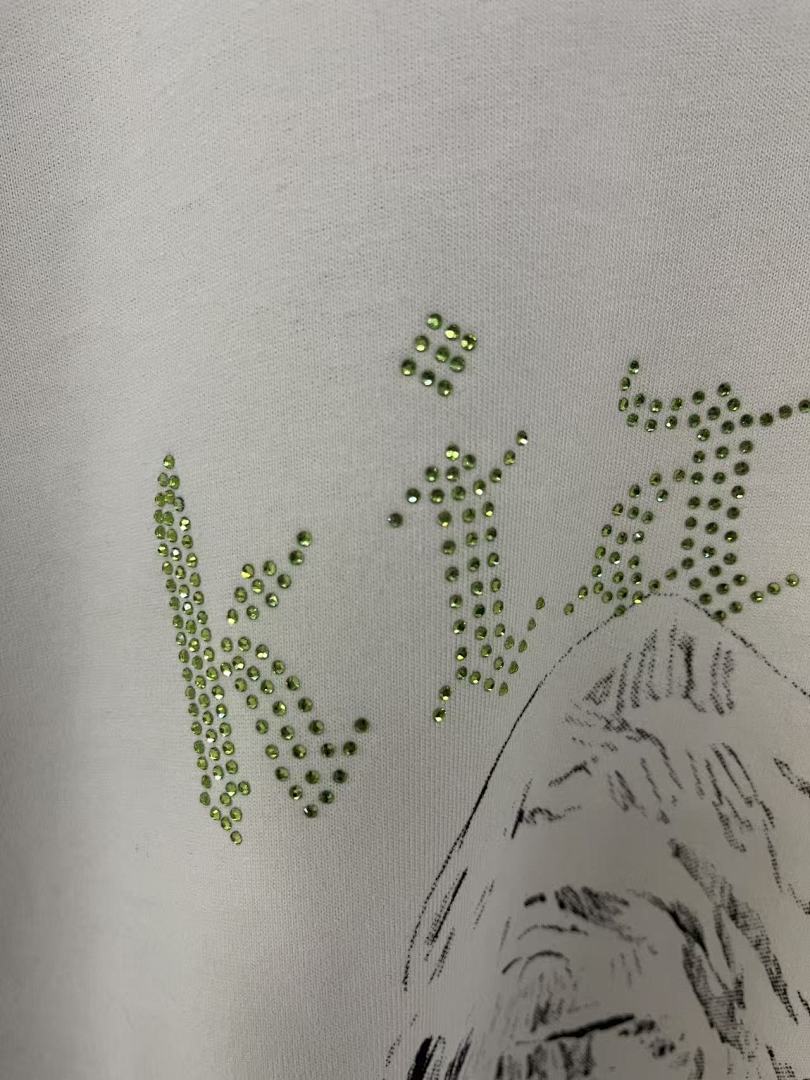 Play Hollywood Kiari Doodle Portrait Print Vintage Cropped Tee