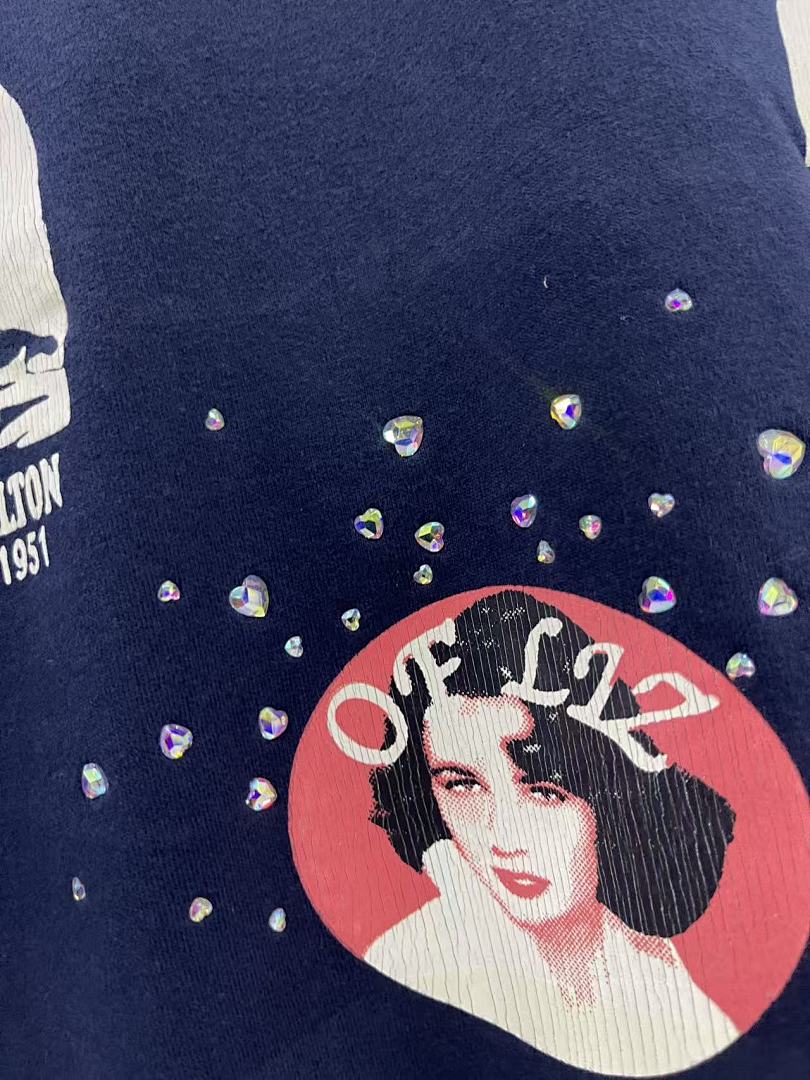 Play Hollywood The Many Loves Of Liz Portrait‑Print Distressed Cropped Tee