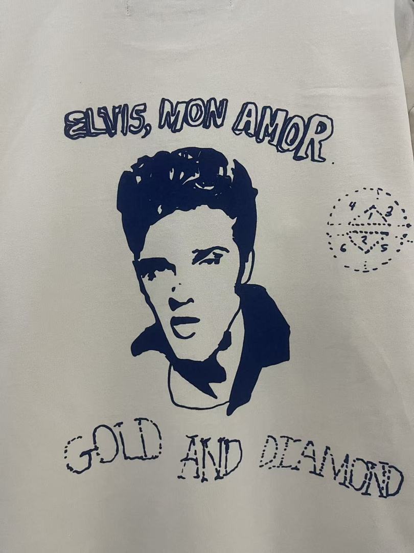 Play Hollywood Elvis Mon Amor Portrait Distressed Vintage Tee