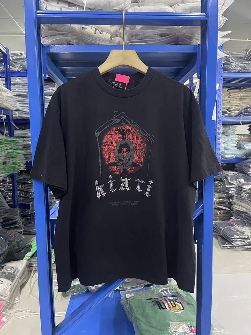 Play Hollywood Kiari Dark Skull Chapel Print Distressed Cropped Tee