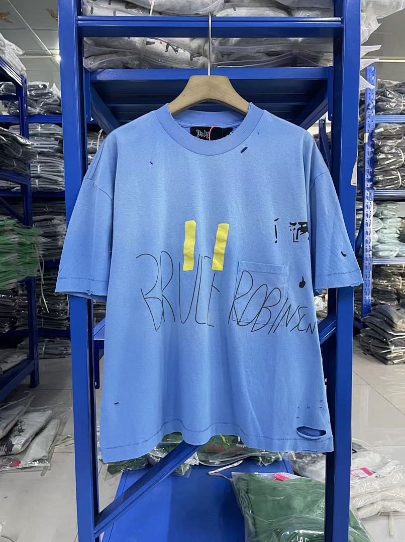 Play Hollywood Bruce Robinson Tape Print Distressed Cropped Tee