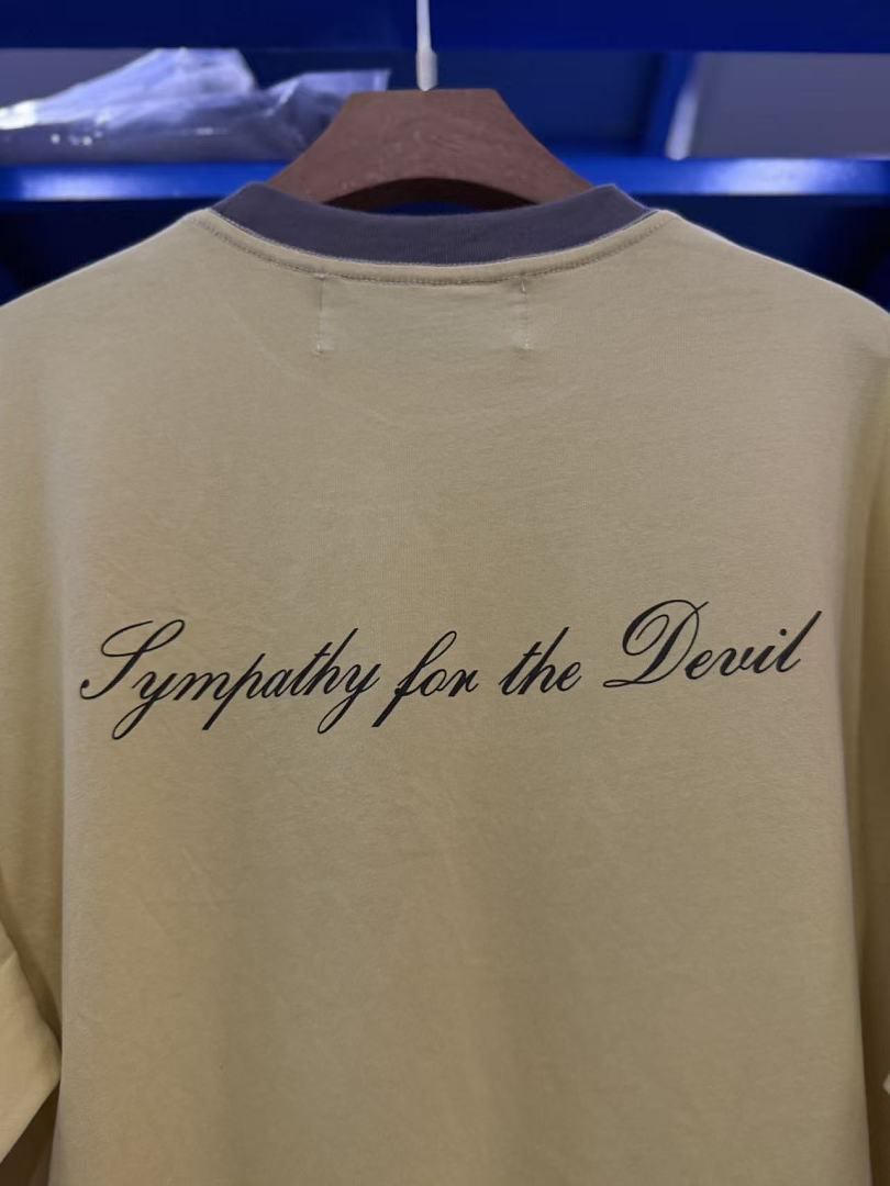 Play Hollywood Beggars Banquet Tee