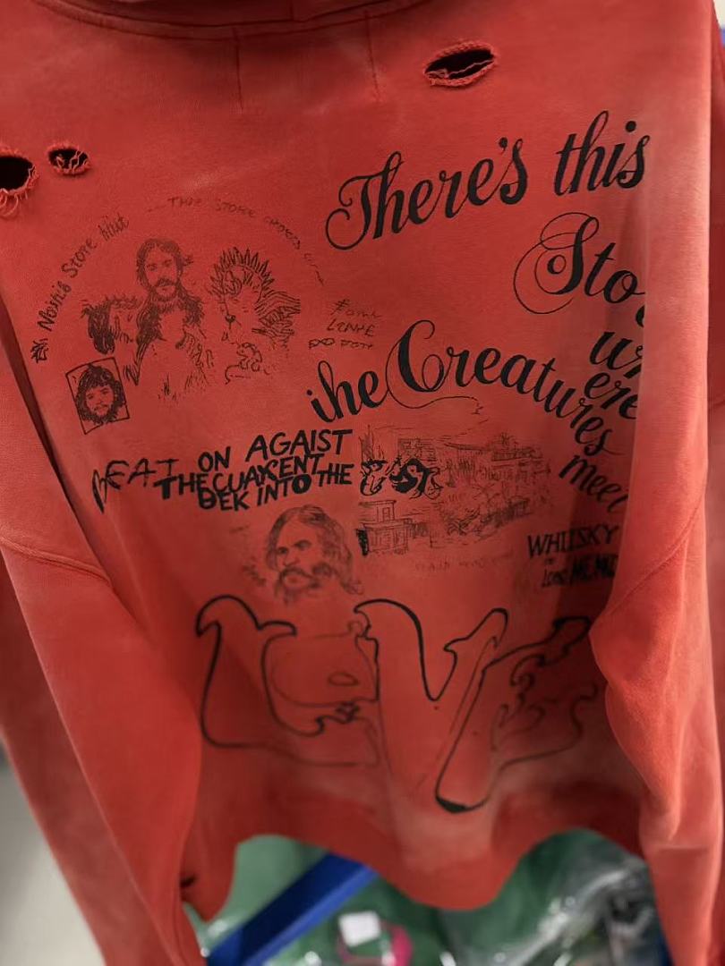 Play Hollywood Love 67 Graffiti Hoodie