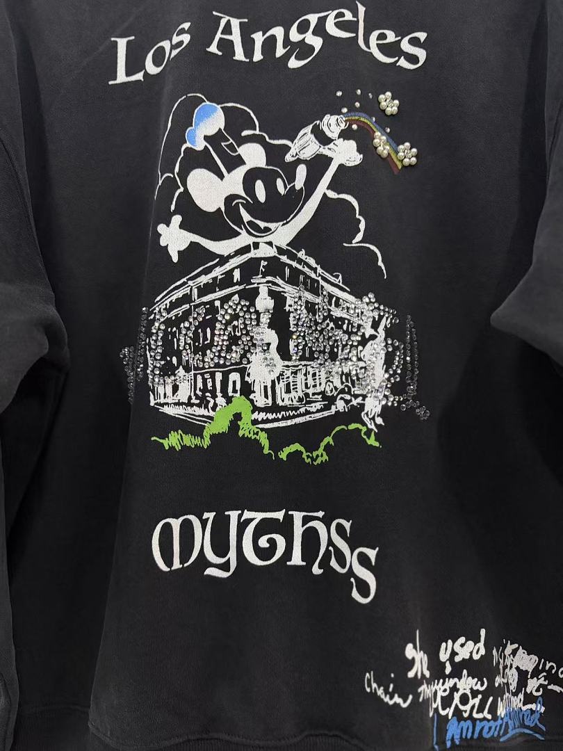 Play Hollywood Los Angeles Graphic Crewneck Sweatshirt