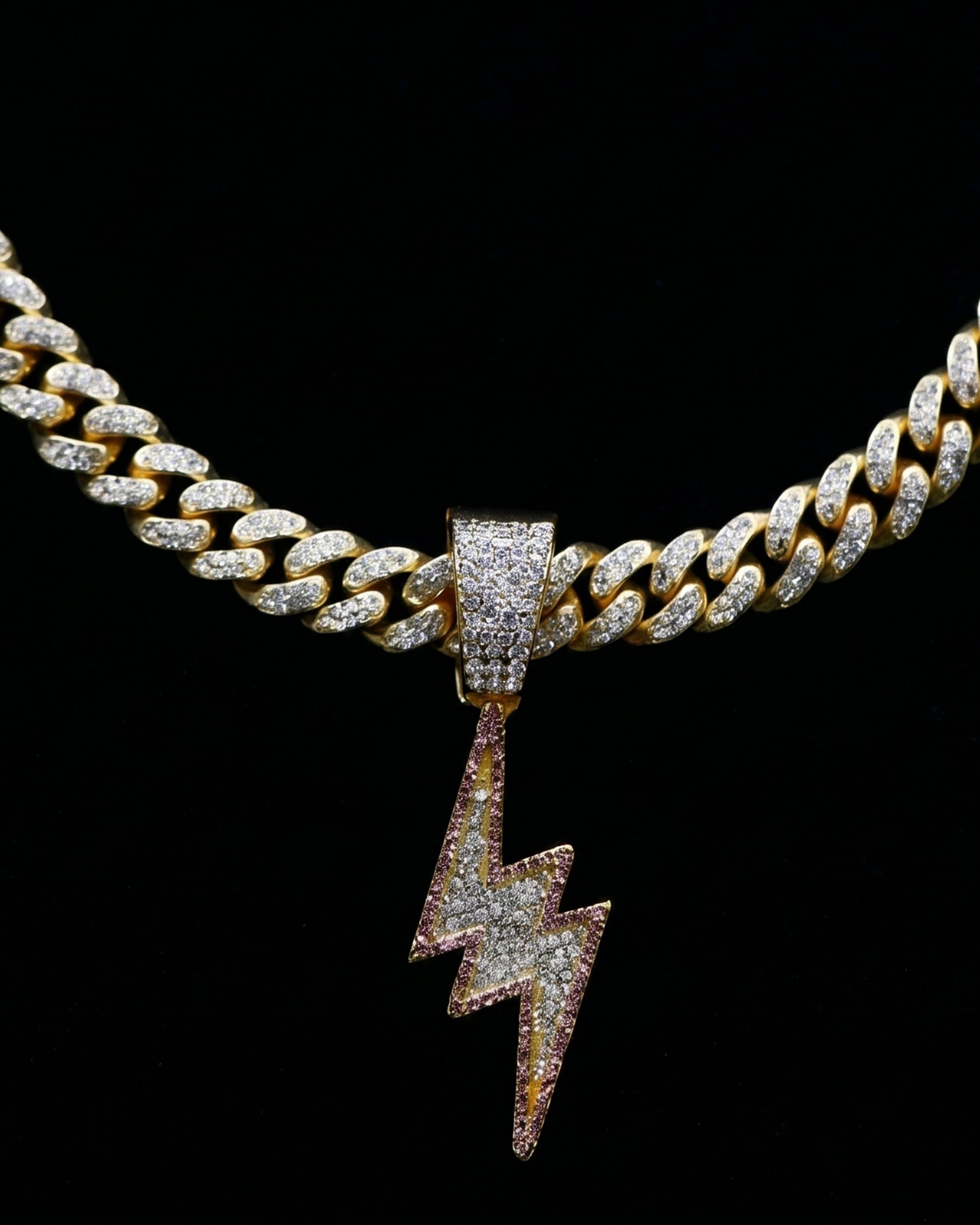 LIGHTNING Series | Pendant Cuban Chain Necklace