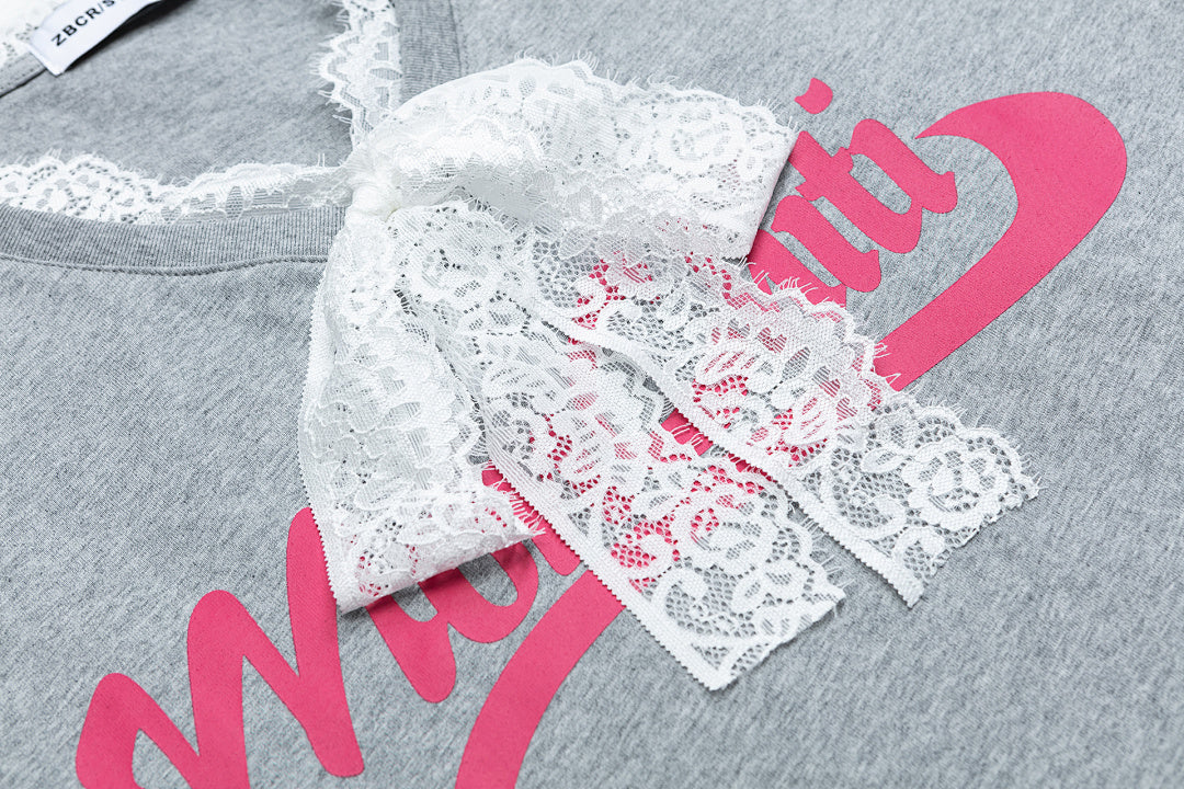 Lace Ribbon Bow Letter Print V‑Neck Tee
